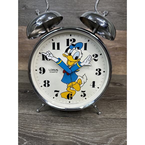 Vintage Walt Disney Donald Duck Lrg Bell Alarm Clock Lorus Quartz Japan 11” Tall - Picture 3 of 12